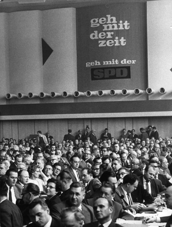 Foto: Blick auf die Delegierten des Parteitags in Bad Godeberg