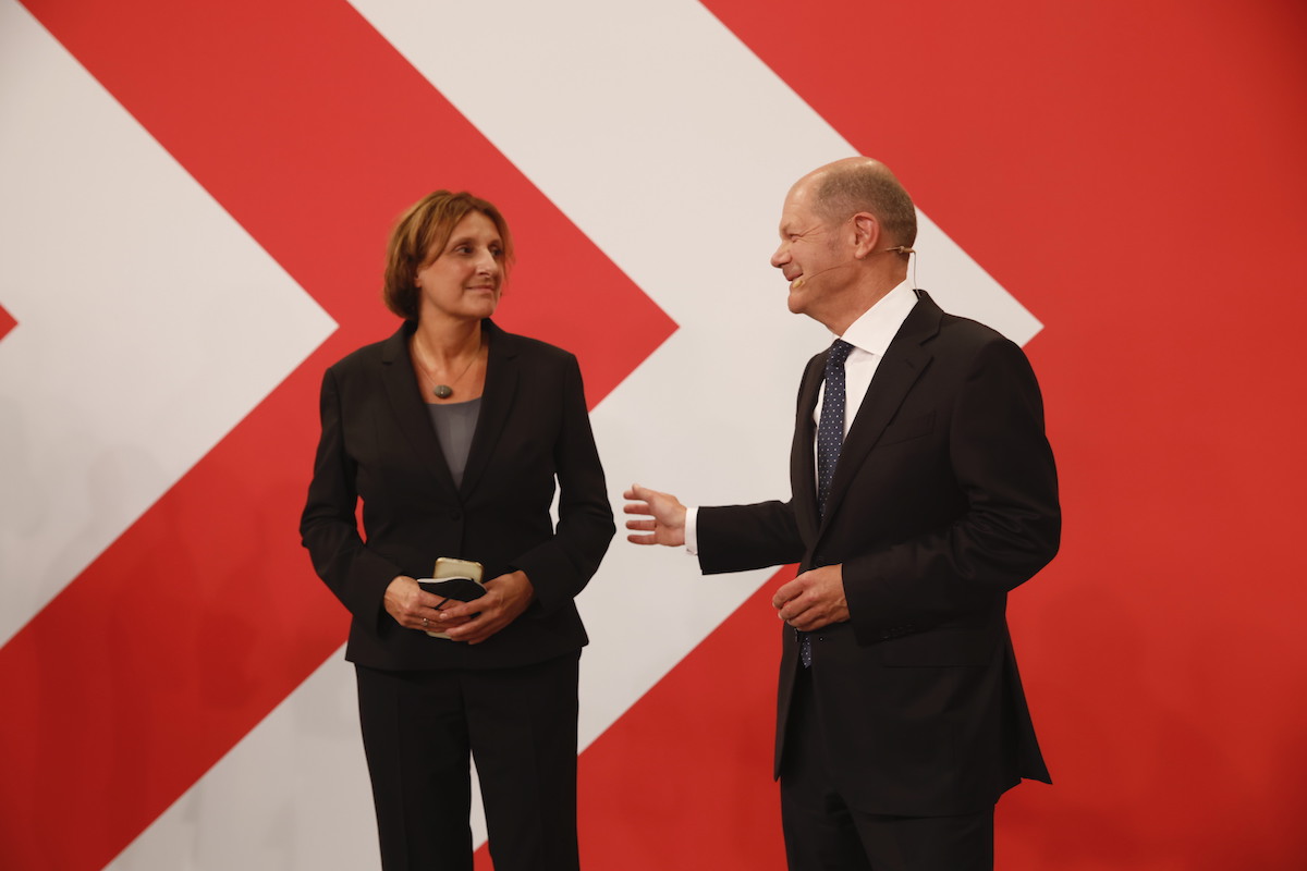 Foto: Olaf Scholz und Ehefrau Britta Ernst