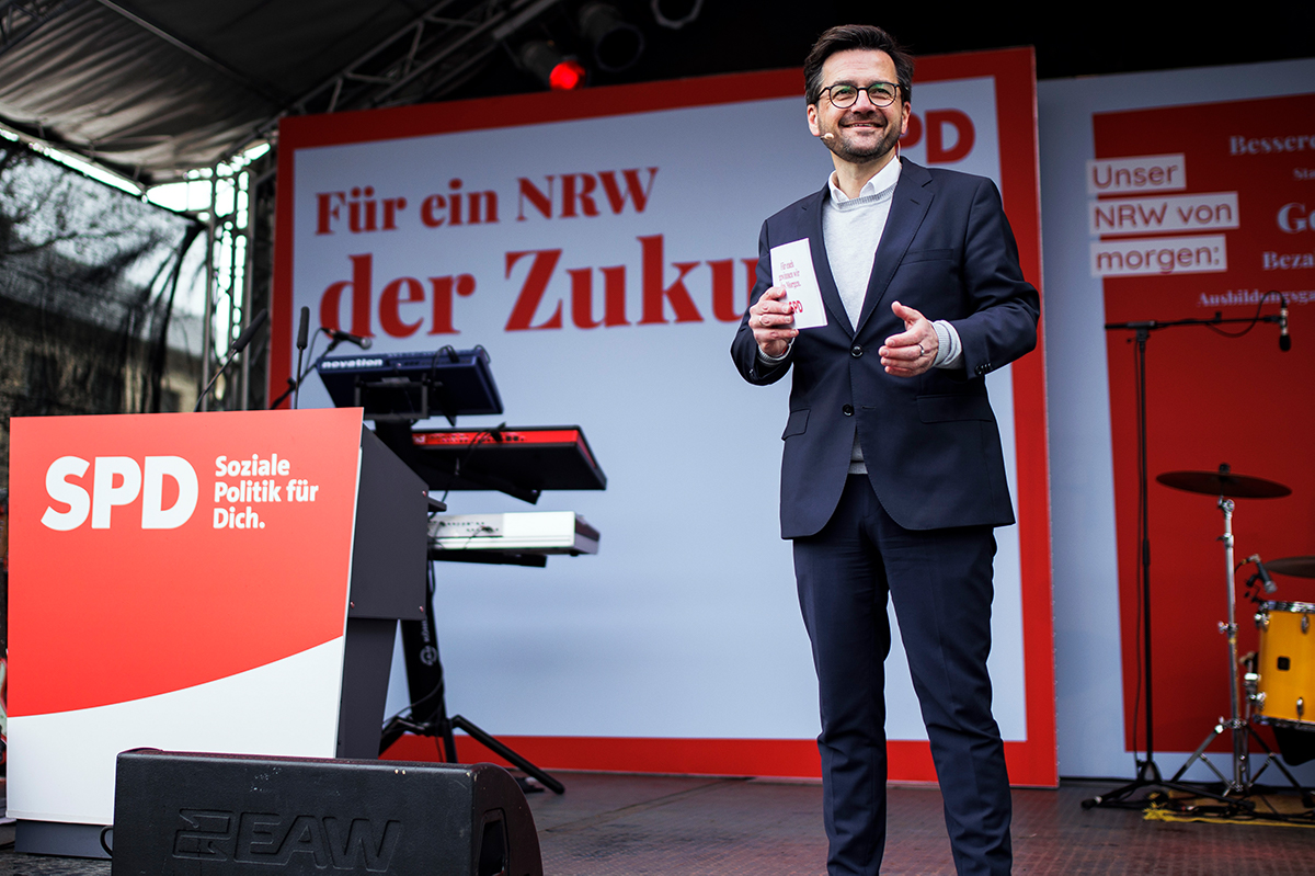 Foto: Thomas Kutschaty beim Wahlkampfauftakt der NRW-SPD in Essen