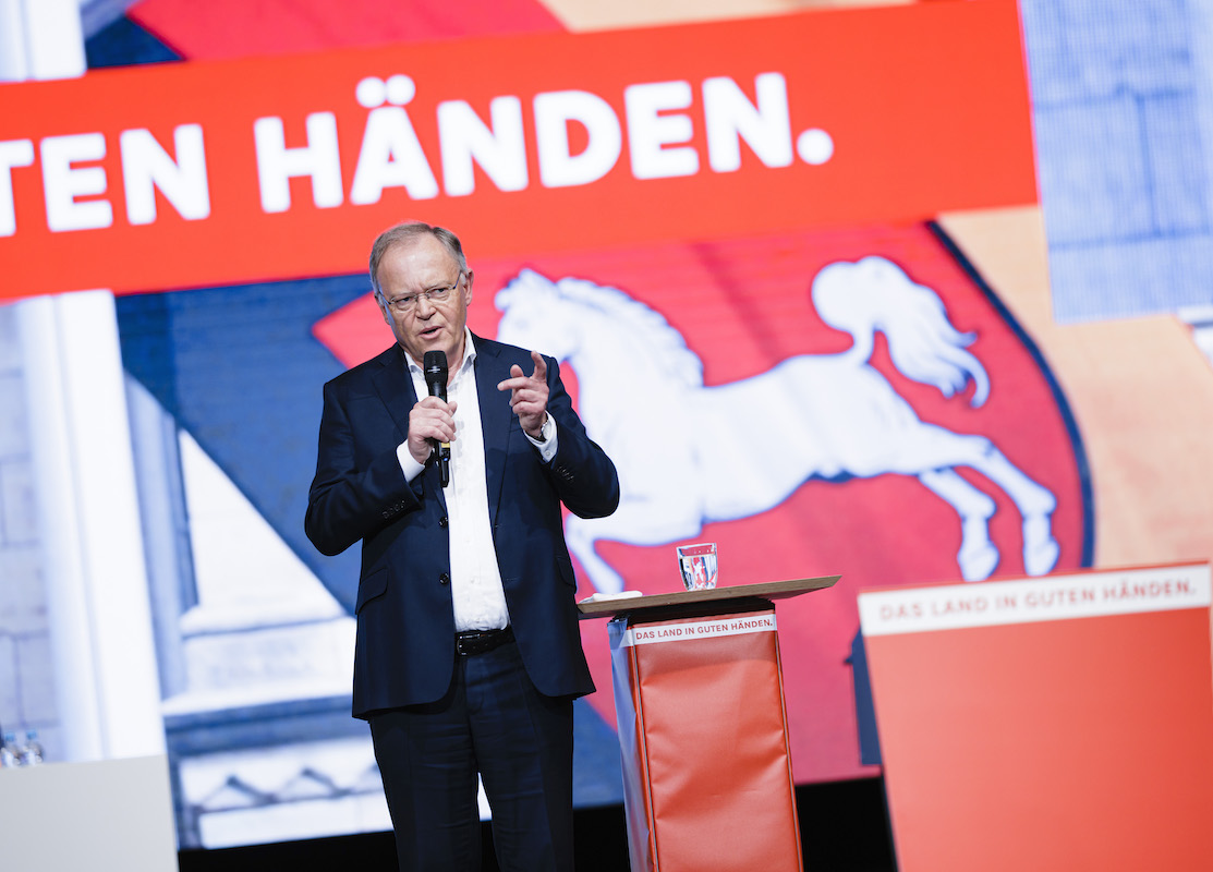 Foto: Stephan Weil spricht beim Landesparteitag der SPD Niedersachsen