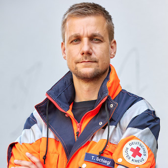 Tobias Schlegl | Radio- und Fernsehmoderator, Reporter, Autor, Musiker, Notfallsanitäter und Seenotretter