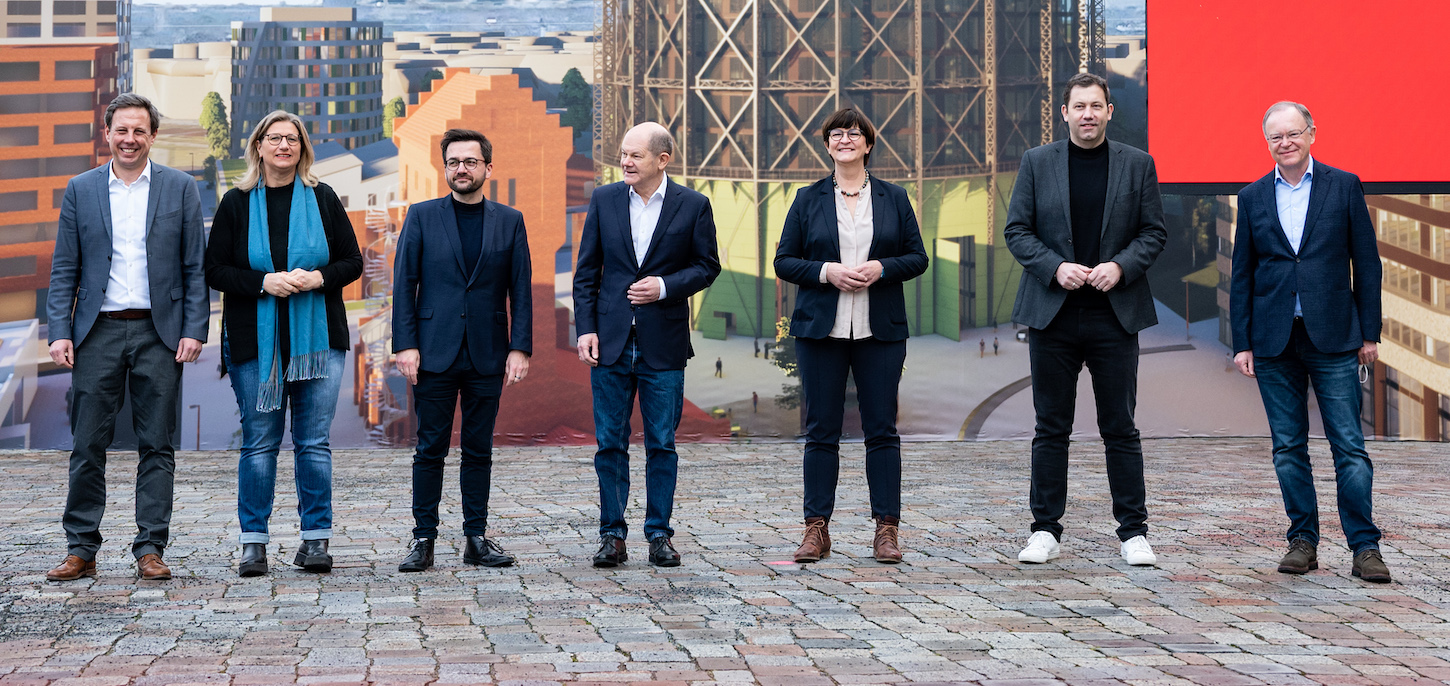 Foto: Thomas Losse-Müller, Anke Rehlinger, Thomas Kutschaty, Olaf Scholz, Saskia Esken, Lars Klingbeil und Stephan Weil