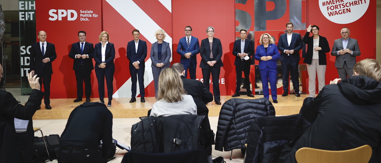 Foto: Olaf Scholz stellt die SPD-Ministerinnnen und -Minister vor