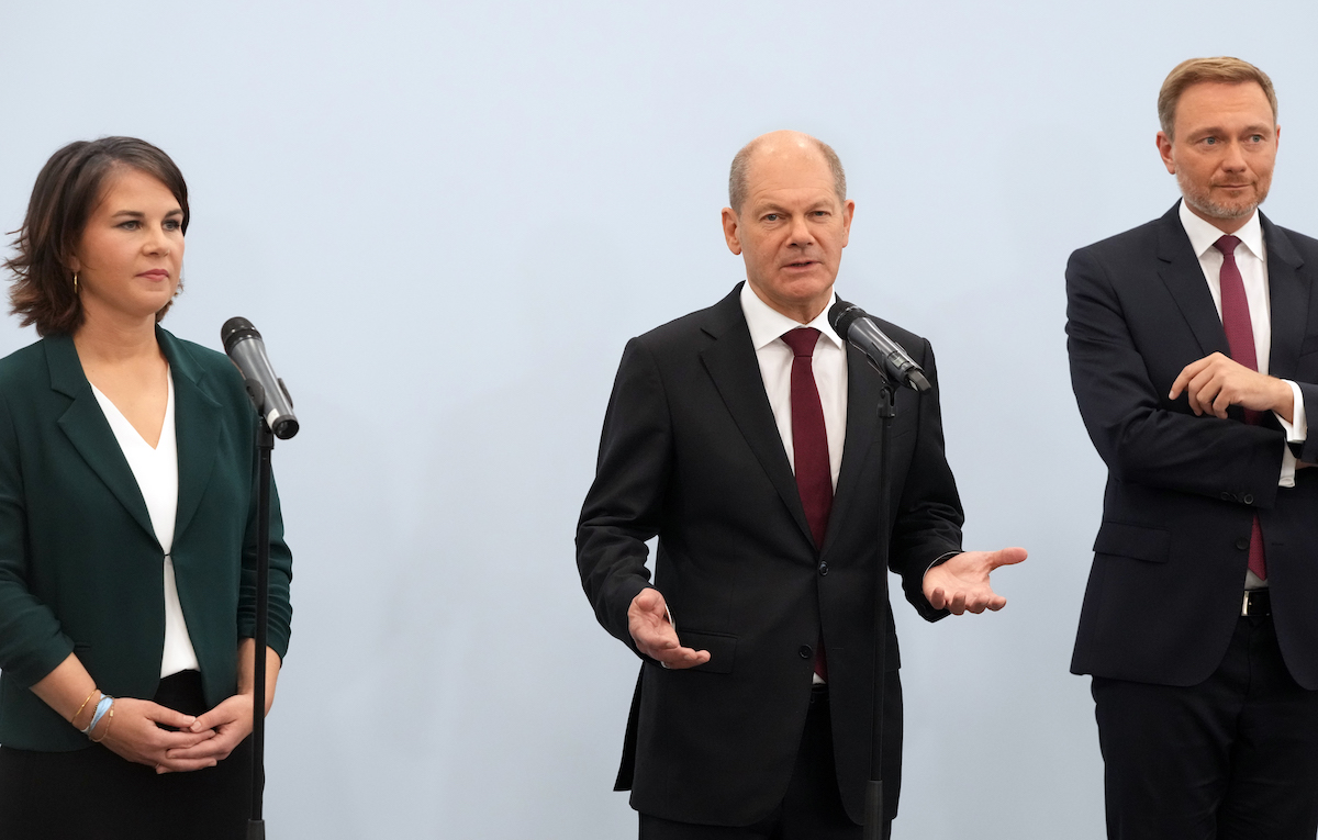 Foto: Annalena Baerbock, Olaf Scholz und Christian Lindner geben ein Statement ab