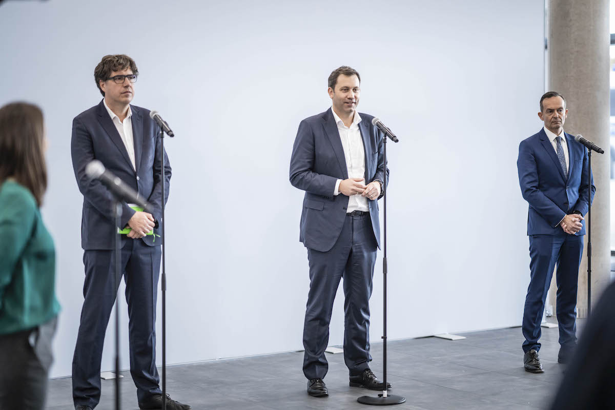 Foto: Michael Kellner, Lars Klingbeil und Volker Wissing