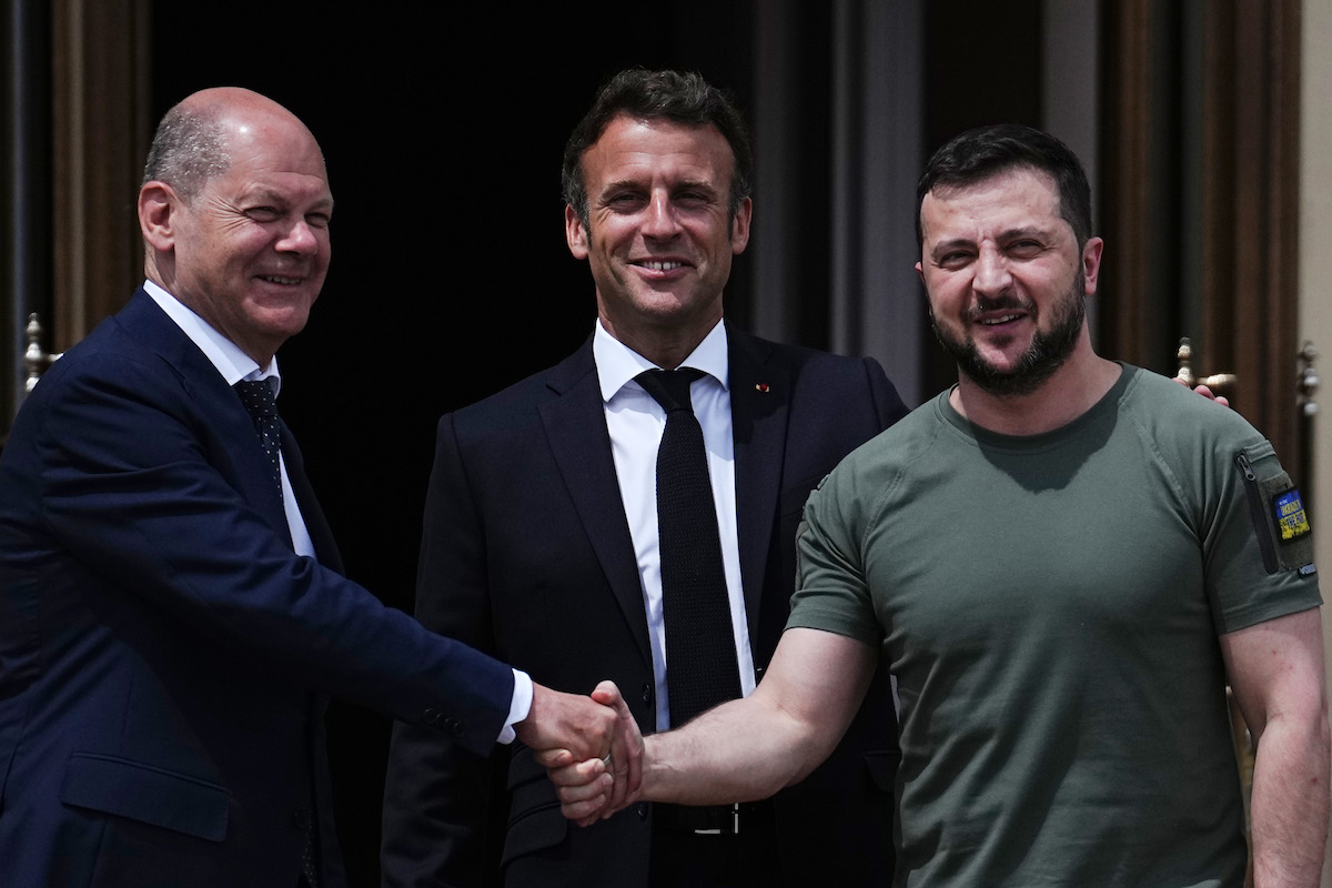 Foto: Olaf Scholz, Emmanuel Macron und Wolodymyr Selenskyj