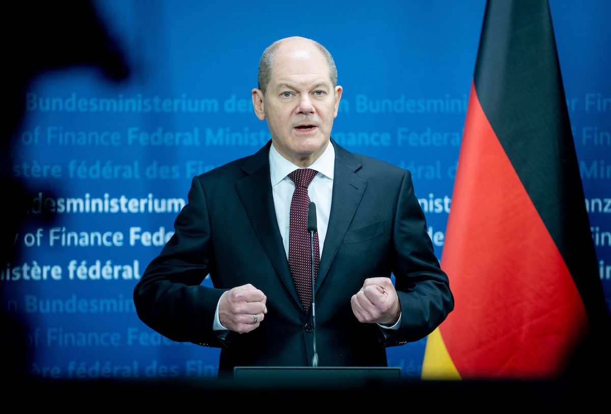 Foto: Olaf Scholz spricht bei einer Pressekonferenz