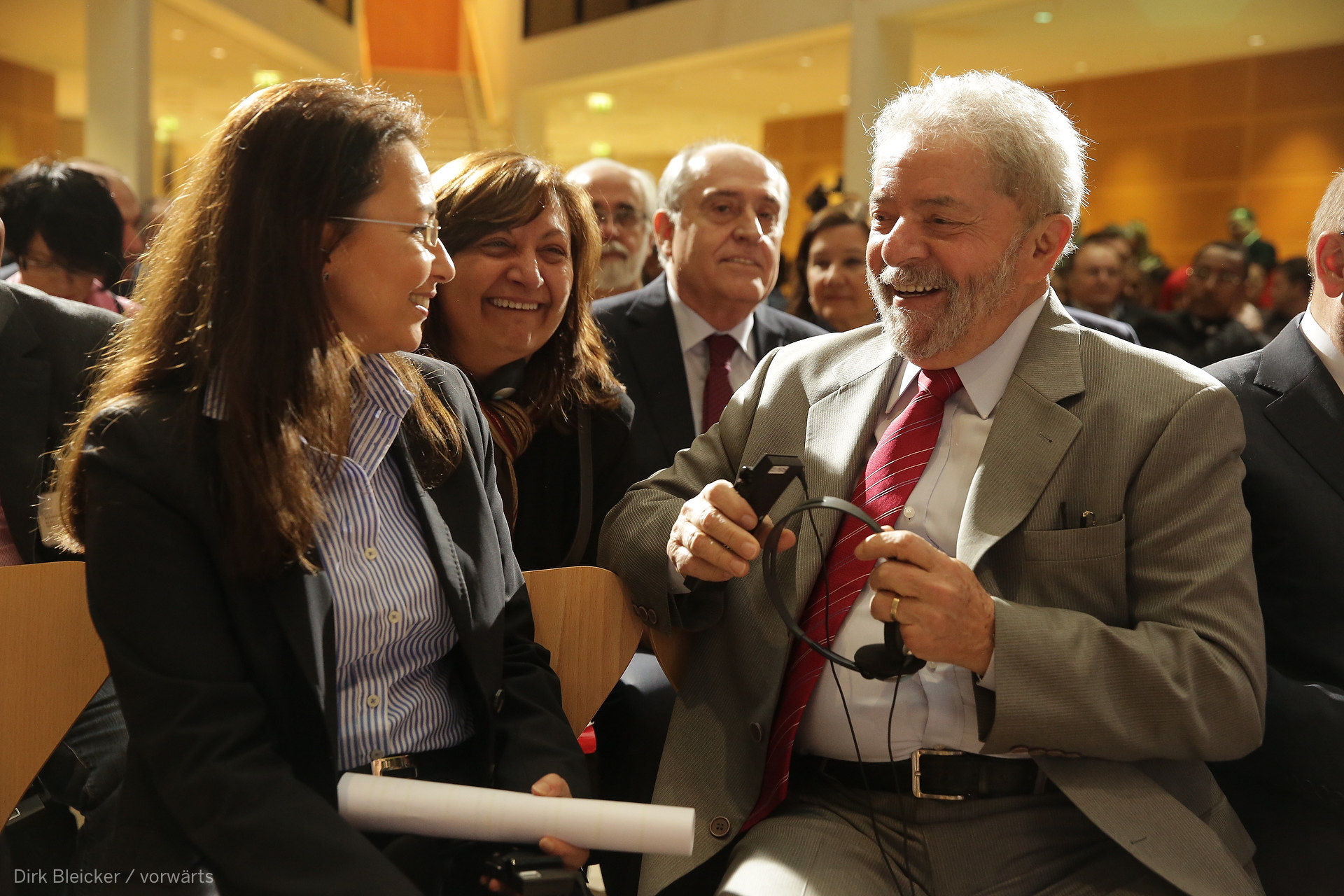 Yasmin Fahimi im Gespräch mit Lula da Silva; Foto: Dirk Bleicker