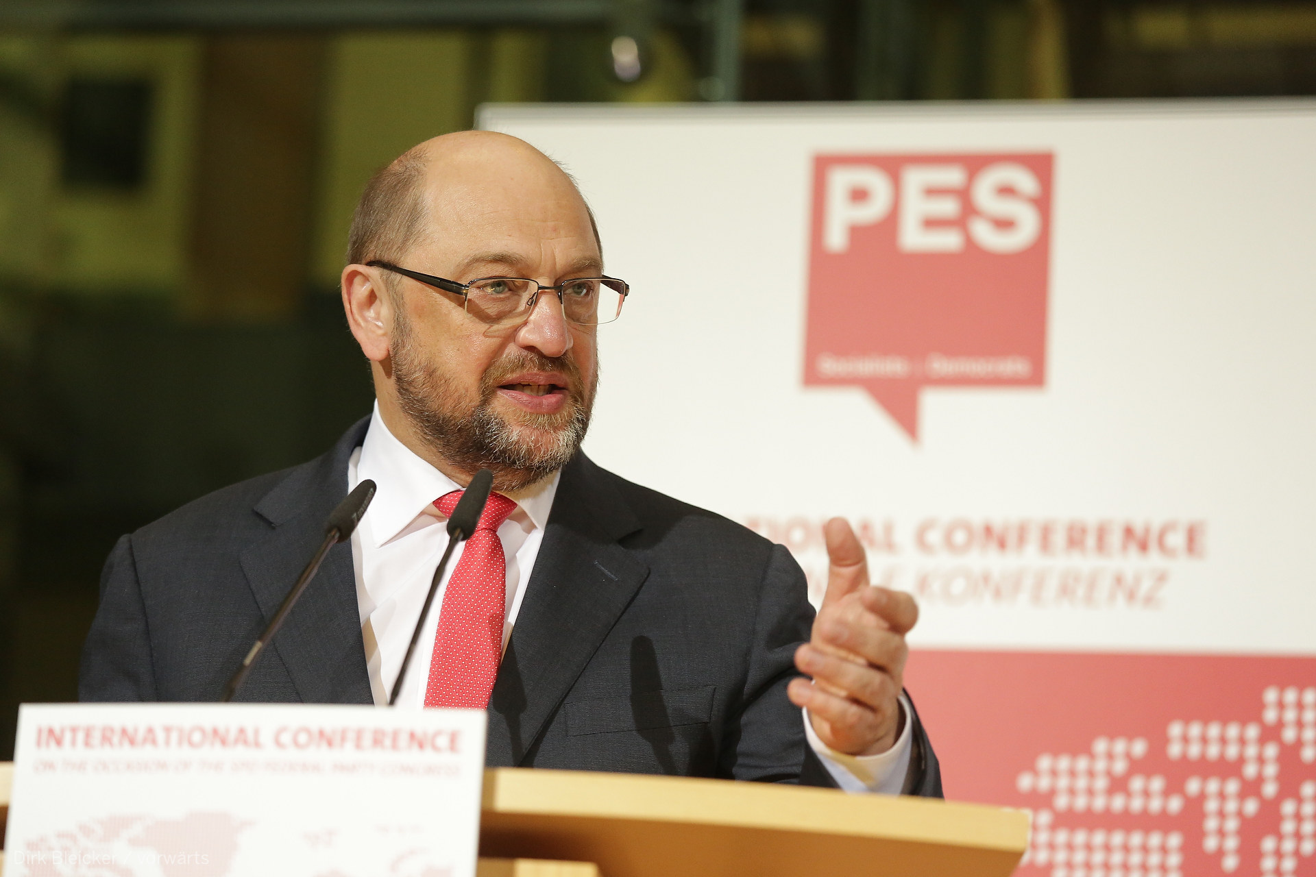 Martin Schulz auf der Internationalen Konferenz; Foto: Ute Grabowsky