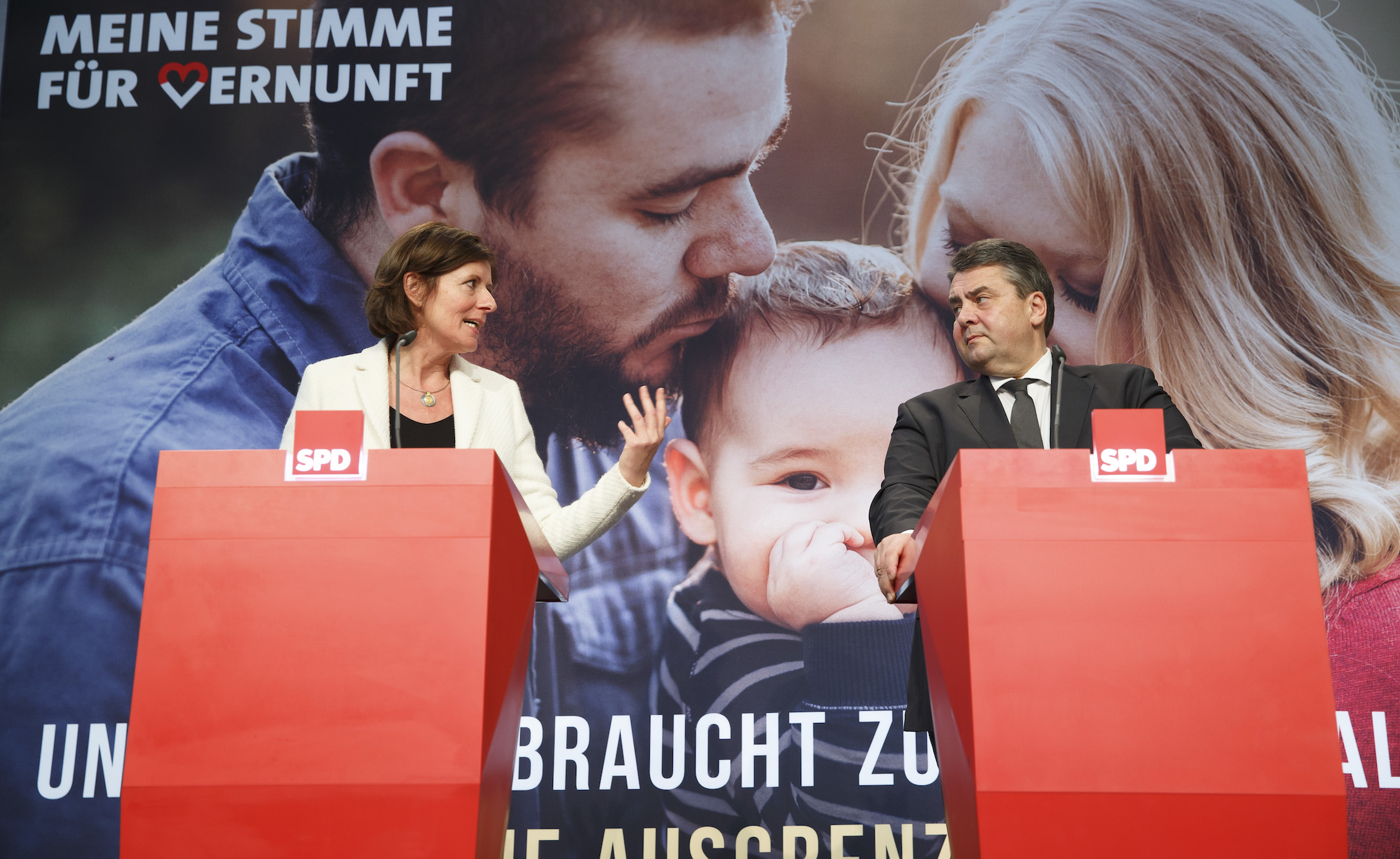 Foto: Pressekonferenz mit Malu Dreyer und Sigmar Gabriel