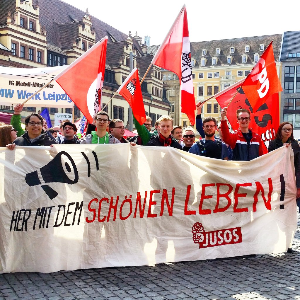 Foto: Die Jusos Leipzig nehmen an einer Maikundgebung teil
