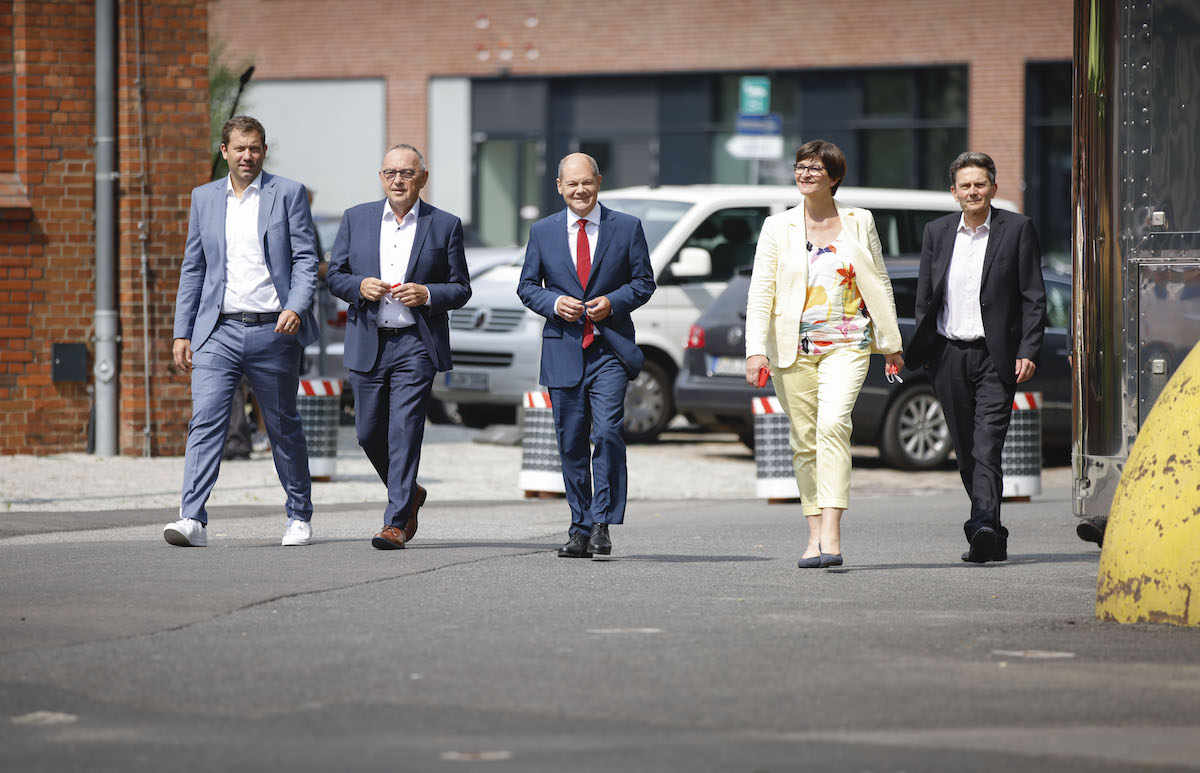 Foto: Lars Klingbeil, Norbert Walter-Borjans, Olaf Scholz, Saskia Esken und Rolf Mützenich