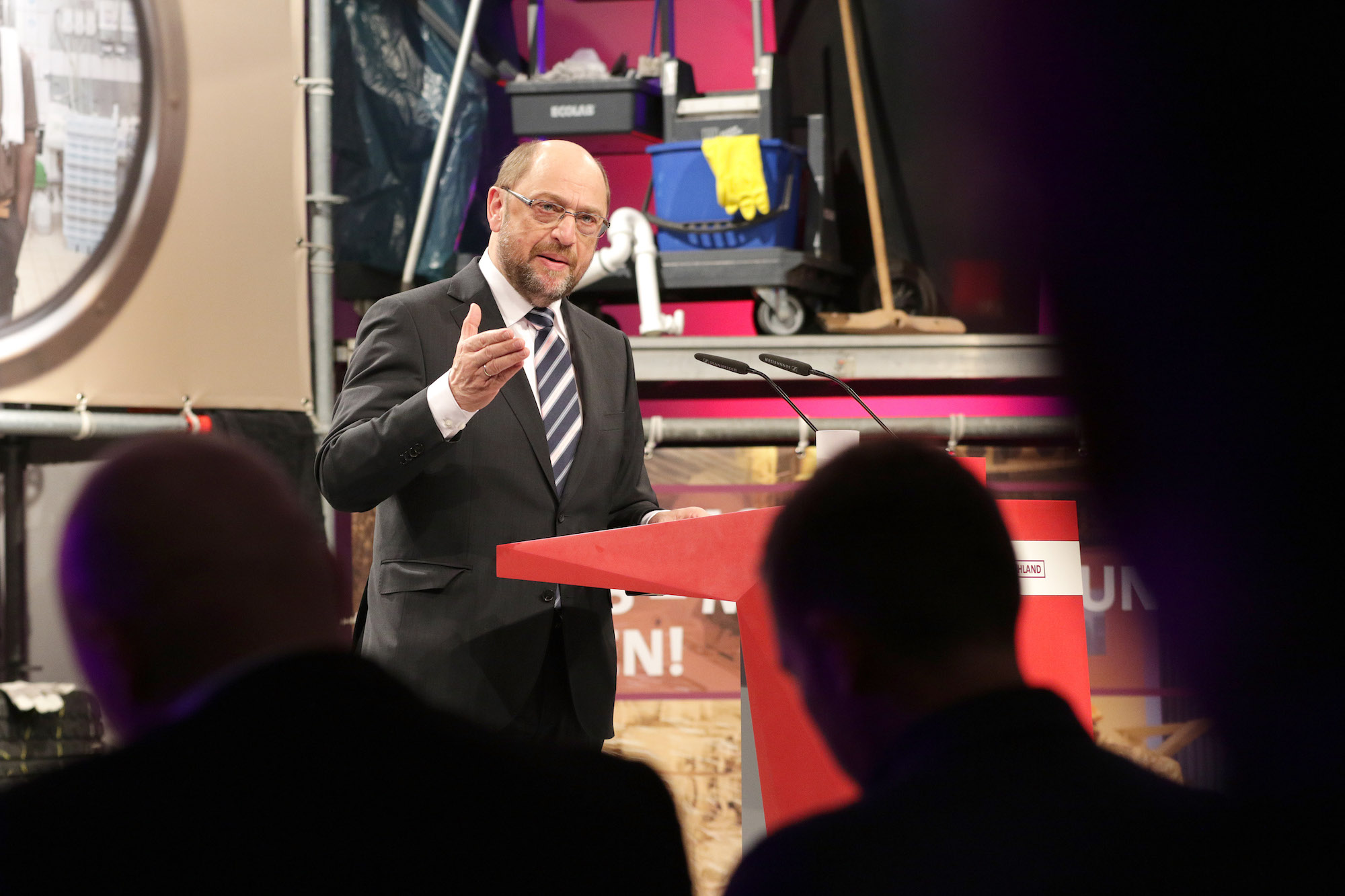 Foto: Martin Schulz redet bei der SPD-Arbeitnehmerkonferenz 2017 in Bielefeld