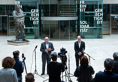 Foto: Norbert Walter-Borjans und Olaf Scholz