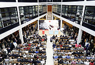 Foto: Thomas Köhler / Photothek Foto: Besucher der Konferenz im Willy-Brandt-Haus