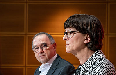 Foto: Norbert Walter-Borjans und Saskia Esken