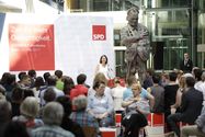 Florian Gaertner / photothek.net SPD-Generalsekretärin Katarina Barley begrüßt die Gäste.