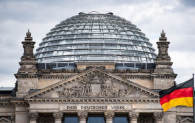 Foto: Blick auf das Reichstagsgebäude
