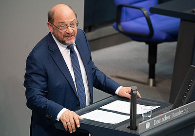 Foto: Martin Schulz spricht im Bundestag