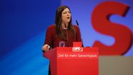 photothek.net Foto: Rede der Jusos-Vorsitzenden Johanna Uekermann beim Bundesparteitag in Dortmund 2017